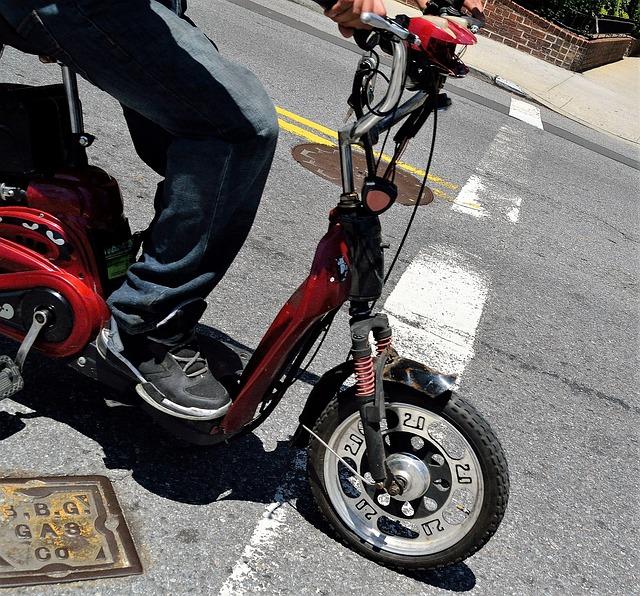 Electric Moped Bike: Revolutionize Your Commute Now! 7 Battery Life and Range: Understanding the Important Details