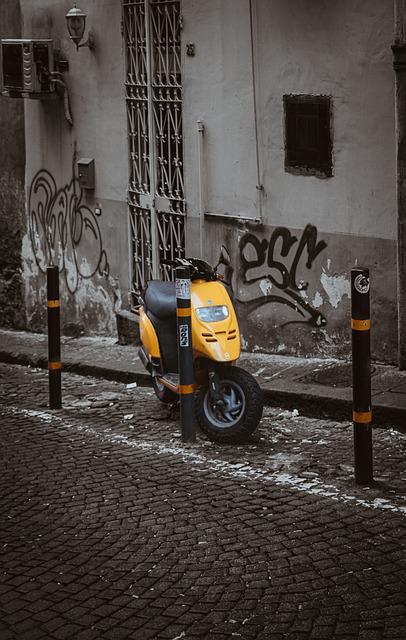 Electric Moped Reviews: Find Your Perfect Ride Today 2 Factors to Consider When Choosing an Electric Moped