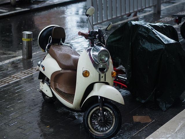Electric Moped Lithium Battery: Power Up Your Commute With Efficiency ... - Electric Moped Electric Commute Vehicles