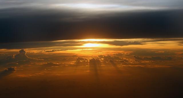 Party Everywhere: Hoverboard with Bluetooth Speakers and LED Lights 1 Introduction: The Ultimate Party Experience on Wheels