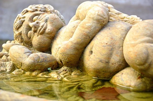 Best Compact Electric Scooter: Small Size, Big Performance 2 Top Features to Look for in a Compact Electric Scooter