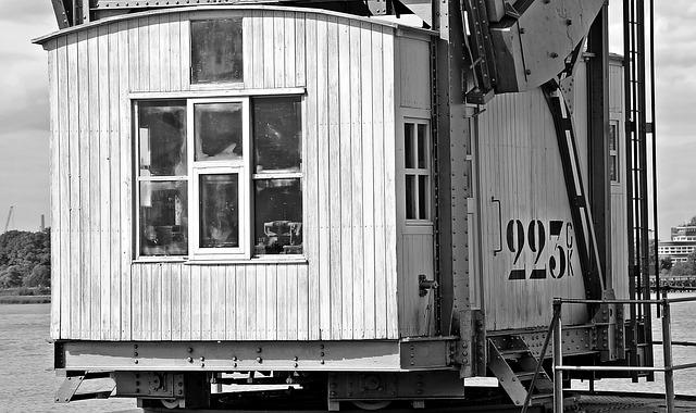 Are Hoverboards Allowed in Airports? Know the Rules Before You Fly 3 Tips on Transporting Hoverboards Through Airport Security